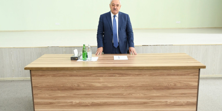 06.08.2026-cı il tarixində Ağdam Rayon İcra Hakimiyyətinin başçısı Vaqif Həsənovun Qobu Park-3 yaşayış massivində səyyar qəbul-görüşü keçirilib