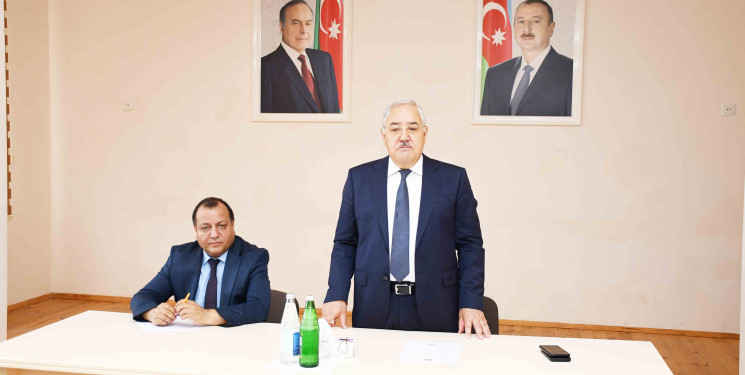 Ağdam Rayon İcra Hakimiyyətinin başçısı Vaqif Həsənovun rayonun Birinci Yüzbaşılı kəndində səyyar qəbul-görüşü keçirilib