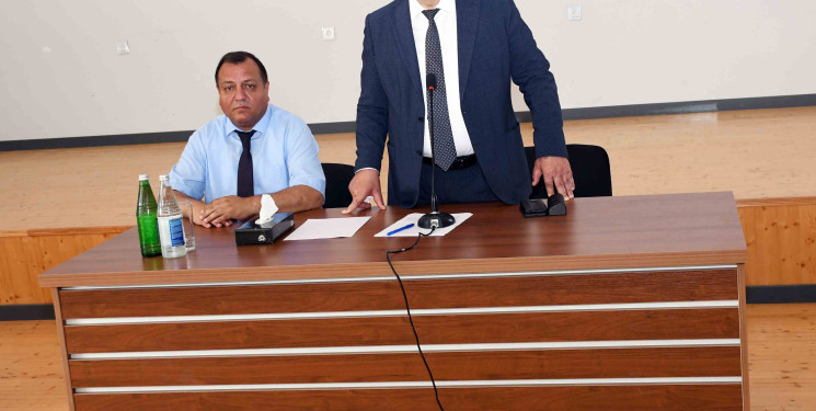 Ağdam Rayon İcra Hakimiyyətinin başçısı Vaqif Həsənovun rayonun Birinci Baharlı qəsəbəsində səyyar qəbul-görüşü keçirilib